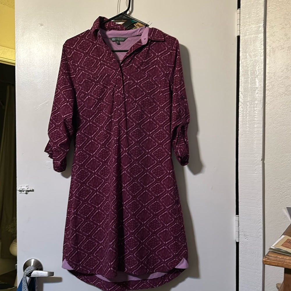Title min pick dress/coverall. Size small
